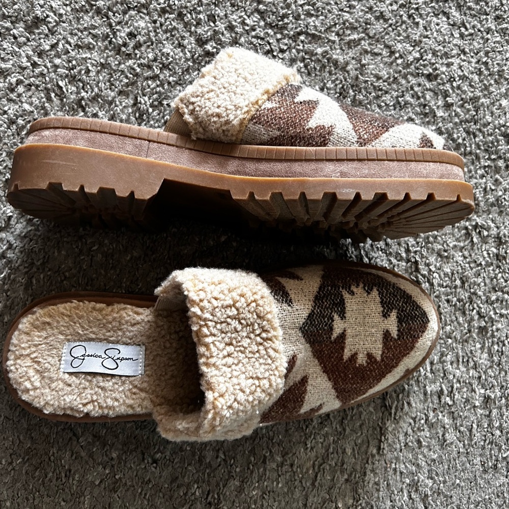 Jessica Simpson Clogs Sz 8